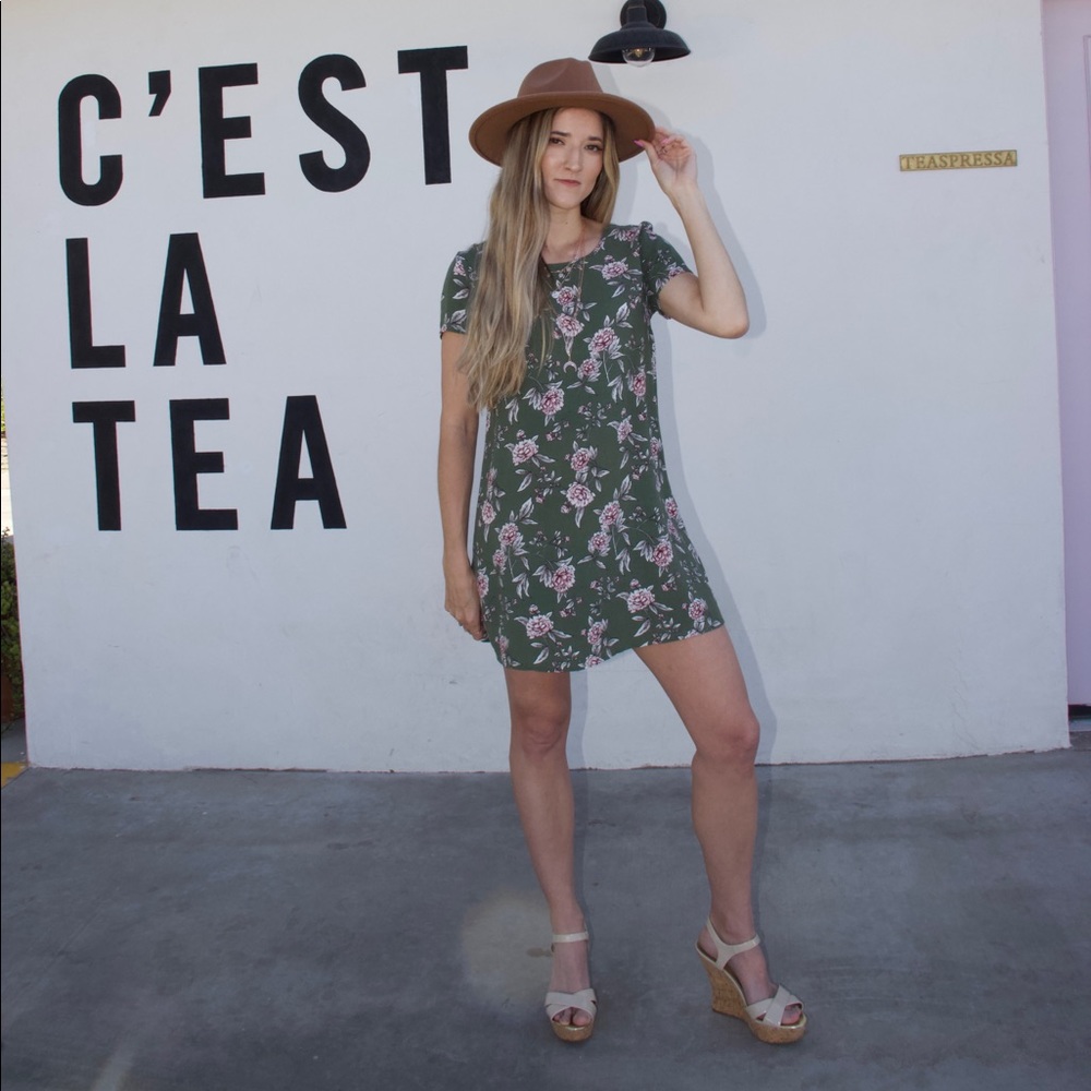 Forever 21 Small green Floral Summer Dress